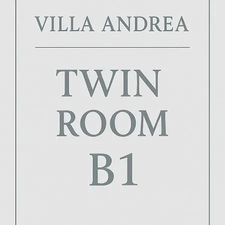 Andrea With Pool Balcony And Parking فيلة *